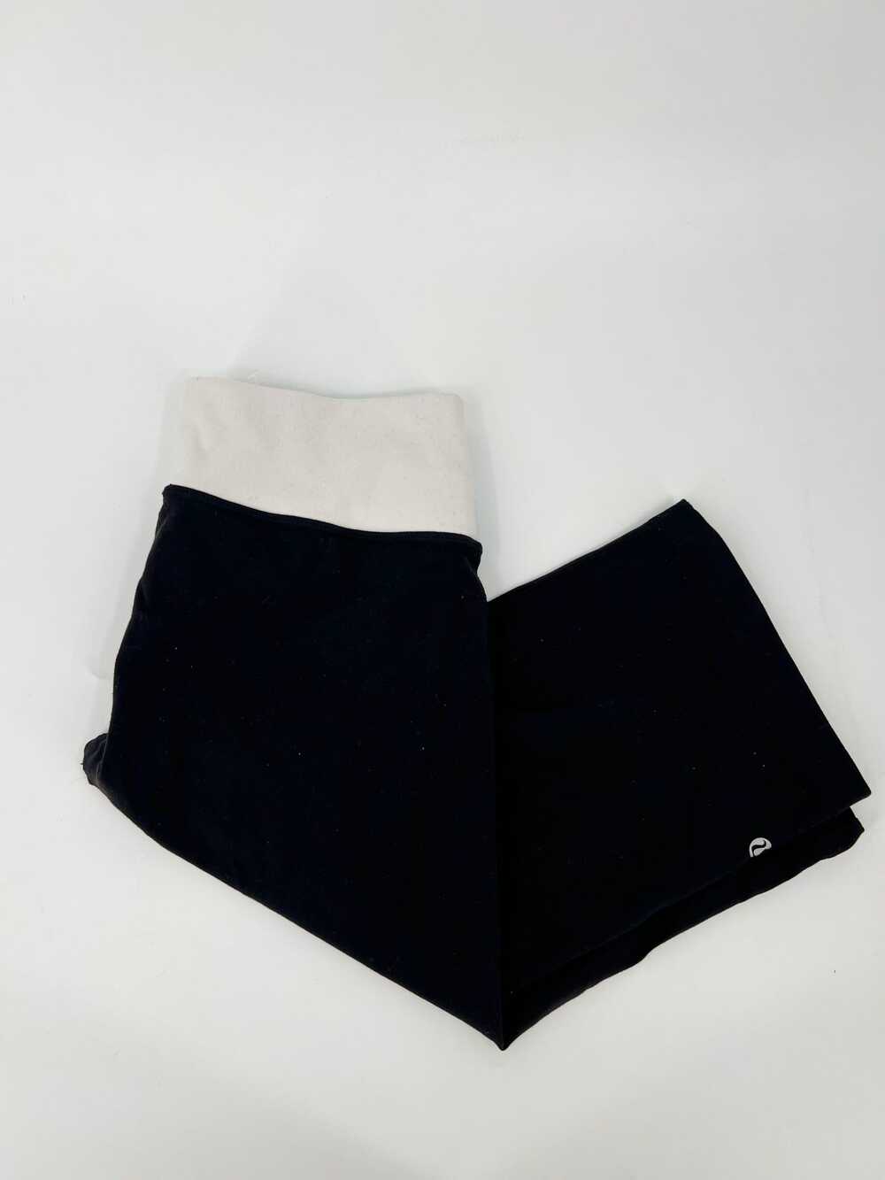 lululemon Black Capri Leggings | Women’s Size 6 Regular